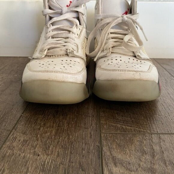 AIR JORDAN Mars 270 White Fire Red Basketball Shoes Sneakers Youth 5 - Picture 11 of 15